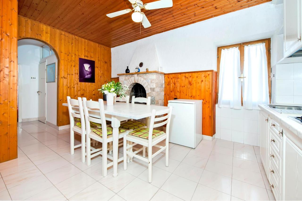 Carera Seaview Apartments Ρόβινι Εξωτερικό φωτογραφία